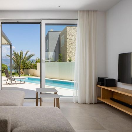 Acadia Beach Villas & Apartments 斯拉汀 外观 照片