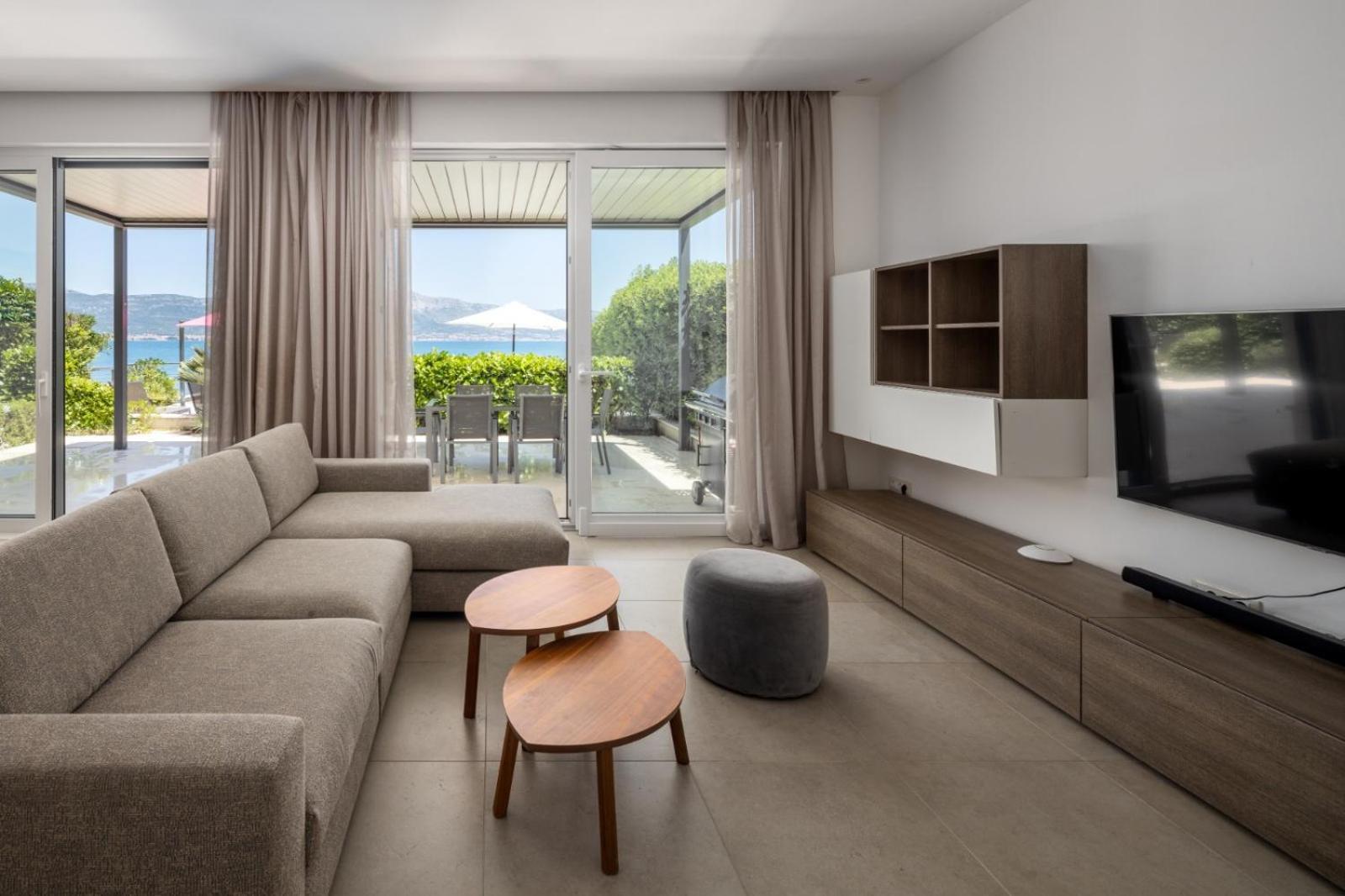 Acadia Beach Villas & Apartments 斯拉汀 外观 照片