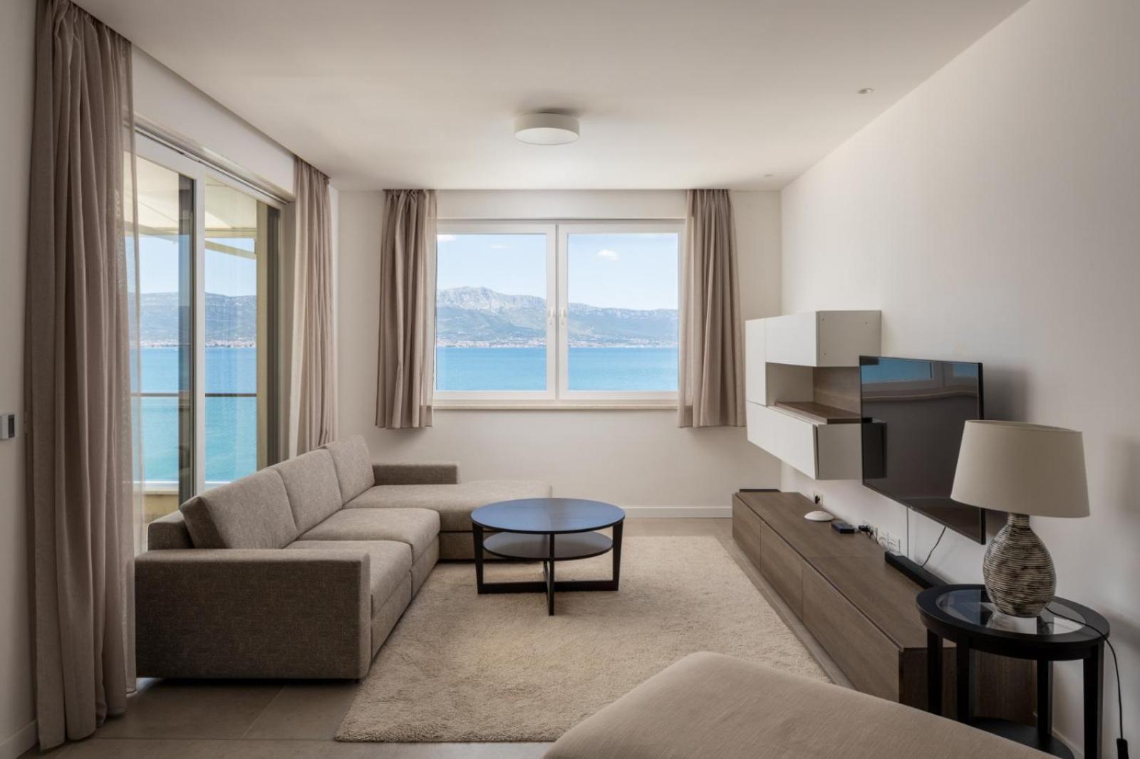 Acadia Beach Villas & Apartments 斯拉汀 外观 照片