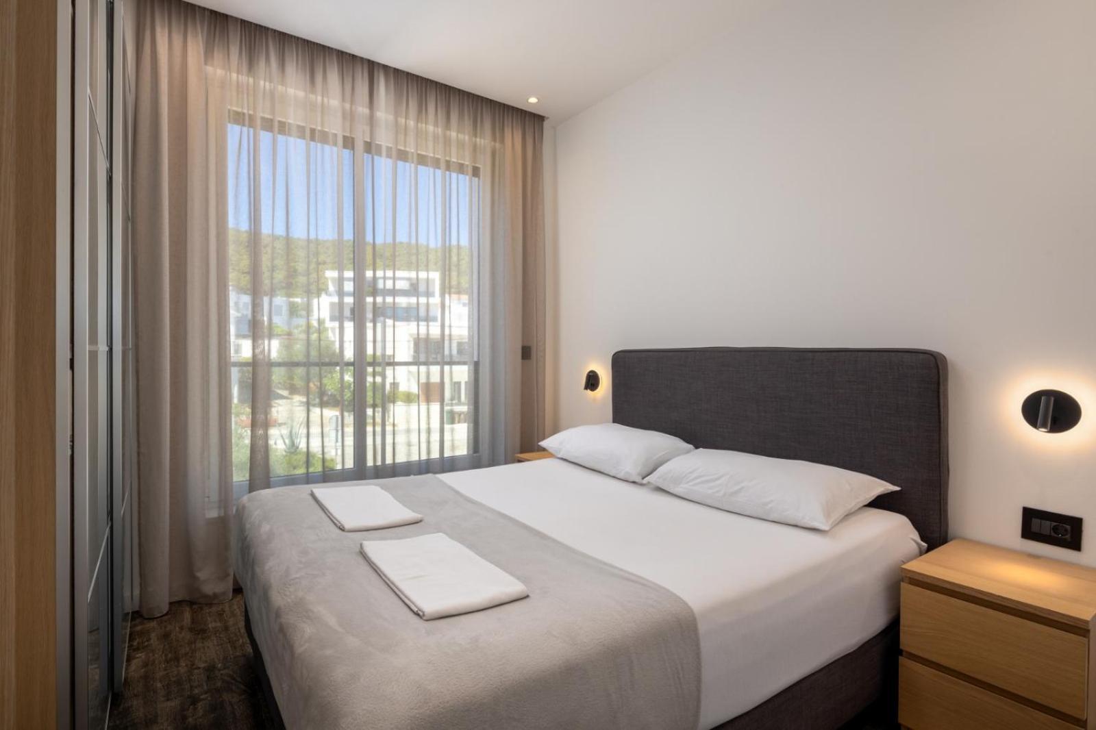 Acadia Beach Villas & Apartments 斯拉汀 外观 照片